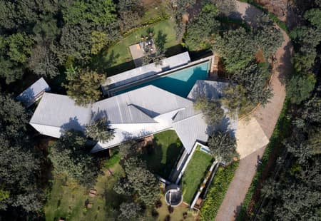 Lateral Verandah House